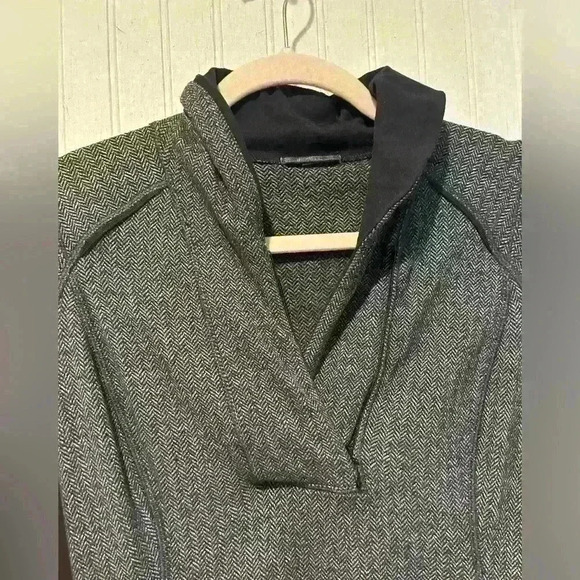 Lululemon think fast herringbone pullover 1/4 zip top sz 4. Athletic athleisure - Picture 8 of 12